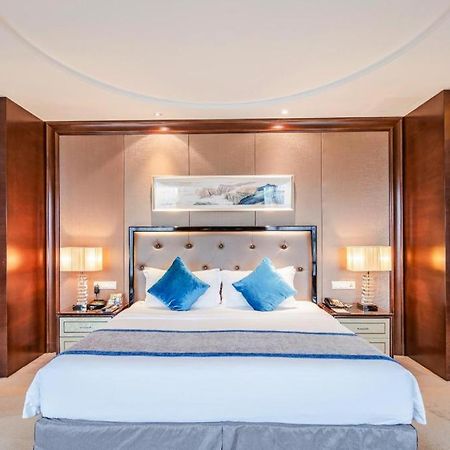Chengdu Rising Butterfly Hotel Εξωτερικό φωτογραφία
