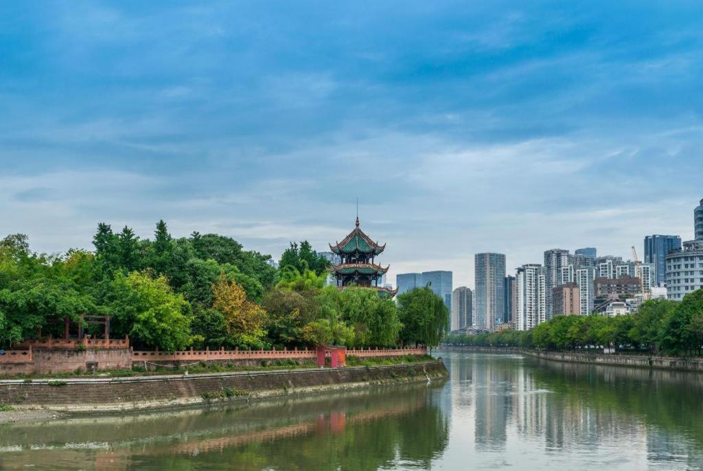 Chengdu Rising Butterfly Hotel Εξωτερικό φωτογραφία
