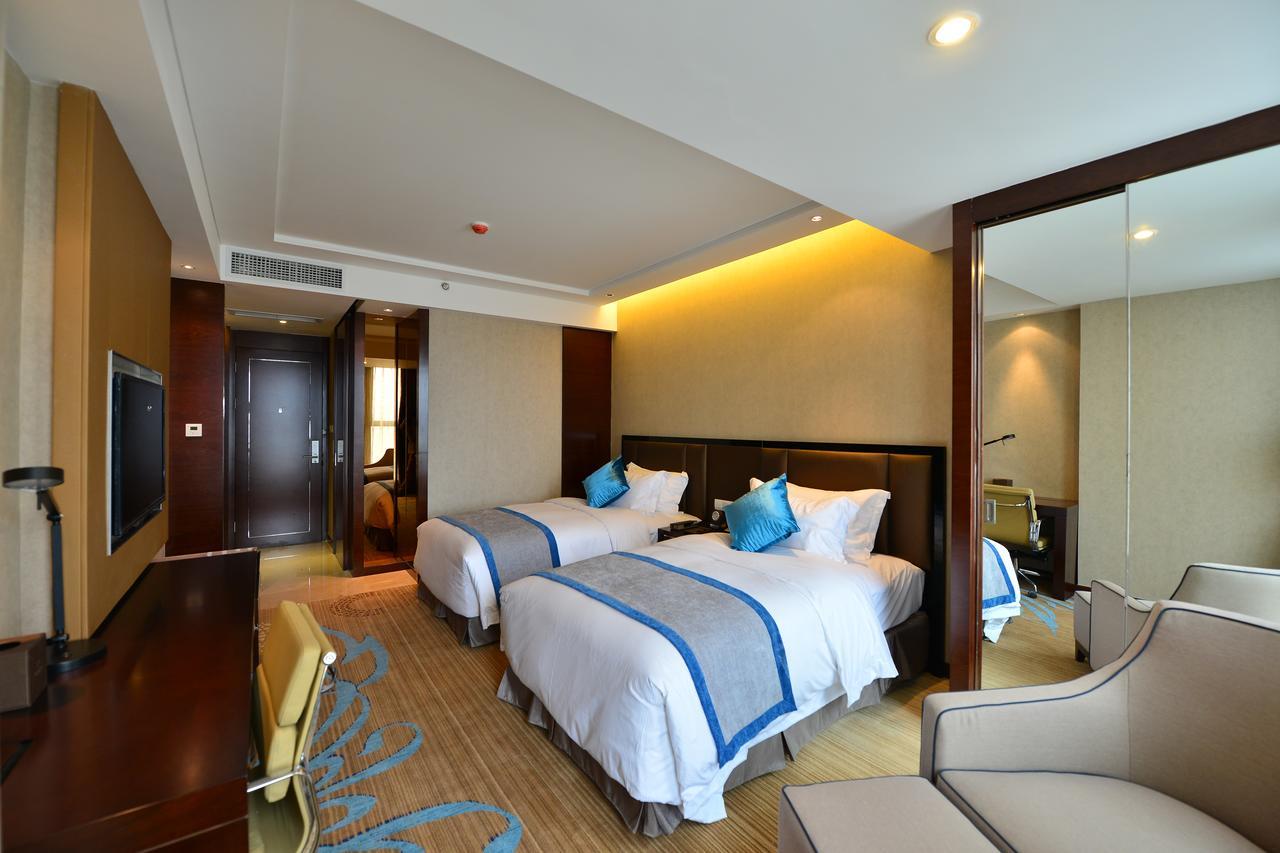 Chengdu Rising Butterfly Hotel Εξωτερικό φωτογραφία